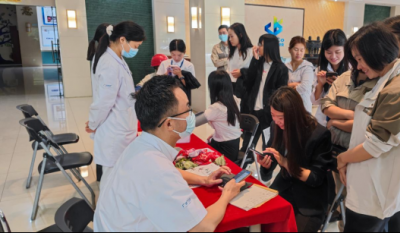 把脈問診送健康，暖心服務(wù)進(jìn)企業(yè)——合肥高科攜手廣瑞醫(yī)療開展“健康進(jìn)企業(yè)”義診活動(dòng)